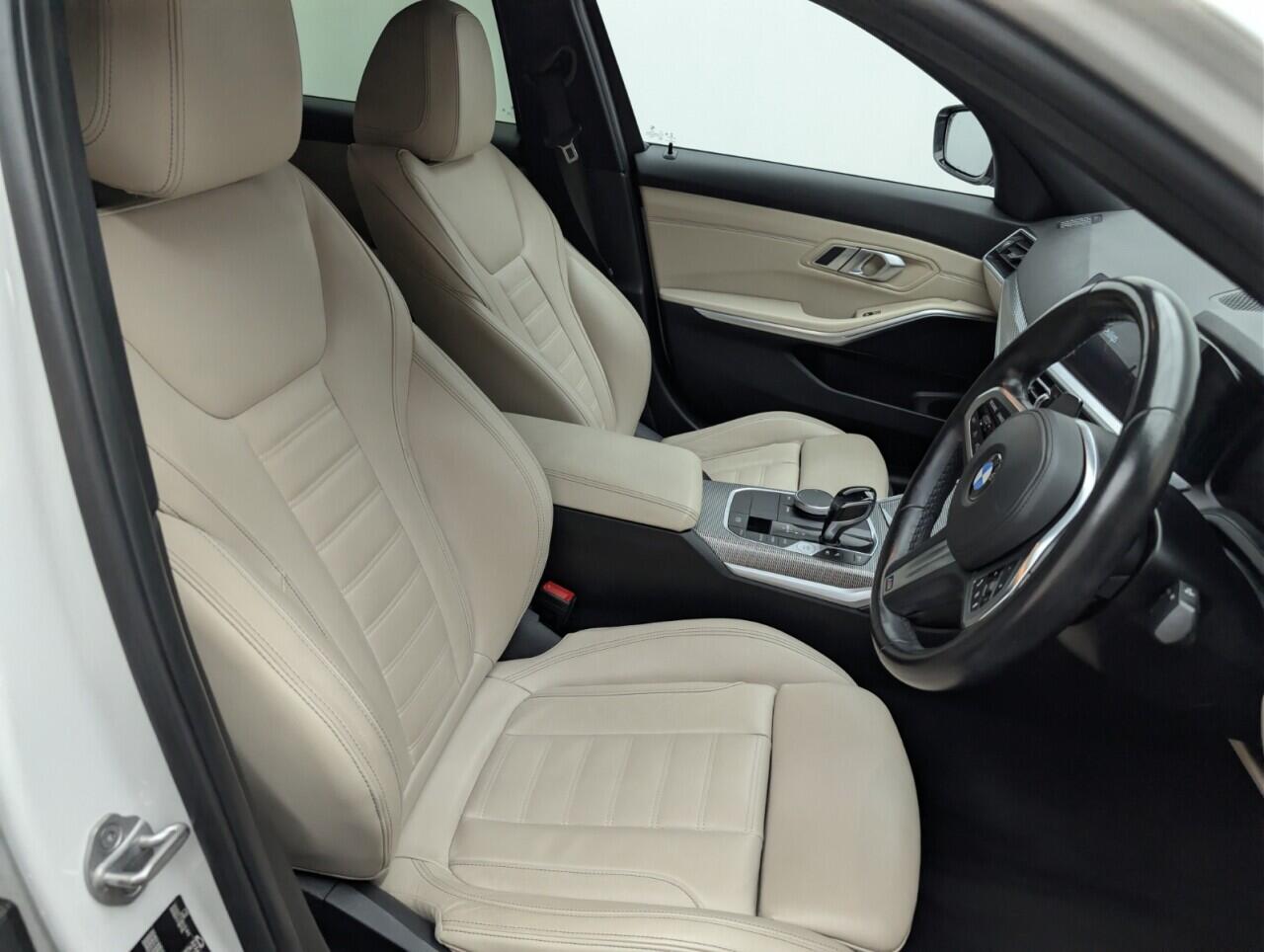 Used BMW 3 Series 2020 for sale - 76998997: Photo 12