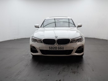 Used BMW 3 Series 2020 for sale - 76998997: Photo