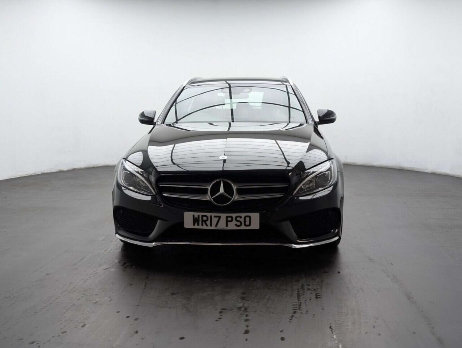 Used Mercedes-Benz C Class 2017 for sale - 77713792: Photo 3