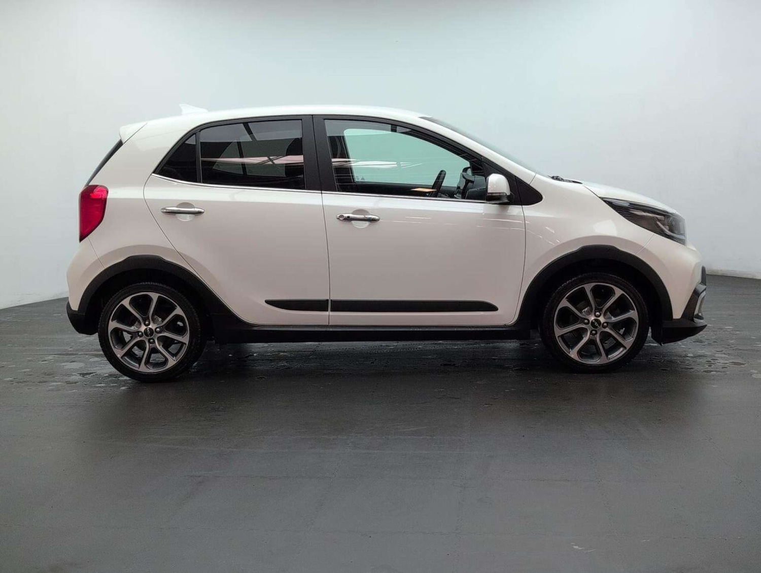 Used Kia Picanto 2022 for sale - 77713905: Photo 9