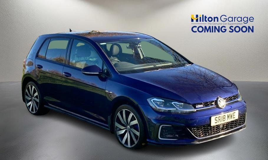 Used Volkswagen Golf 2018 for sale - 76657773: Photo 1