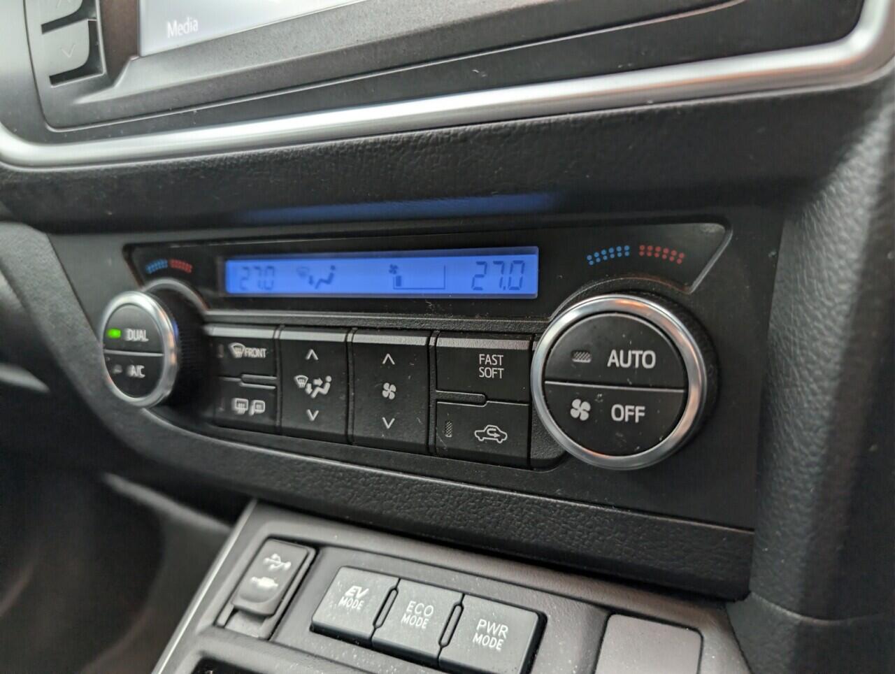 Used Toyota Auris 2015 for sale - 76759745: Photo 15