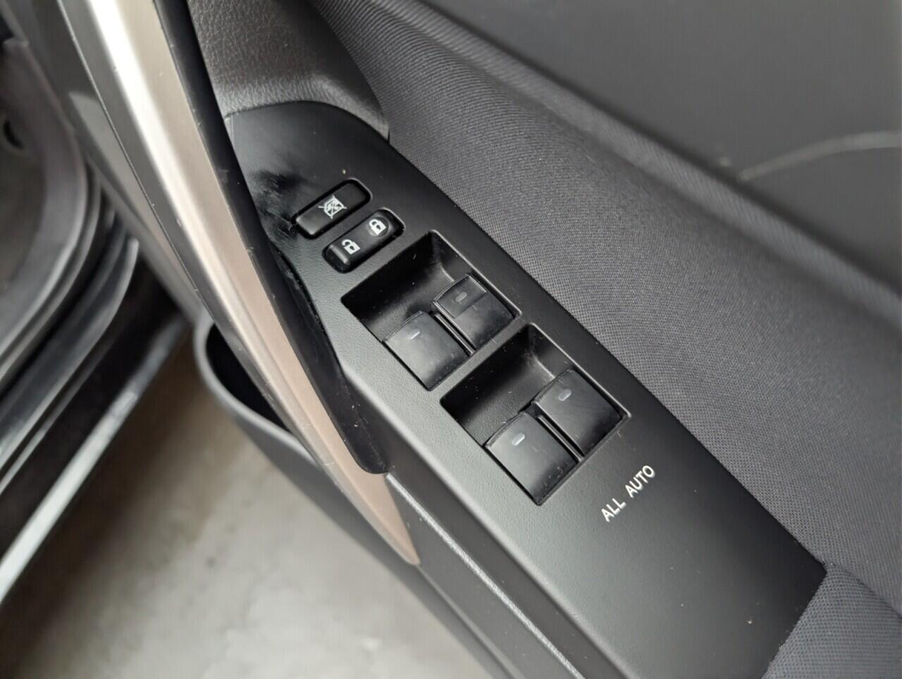 Used Toyota Auris 2015 for sale - 76759745: Photo 21