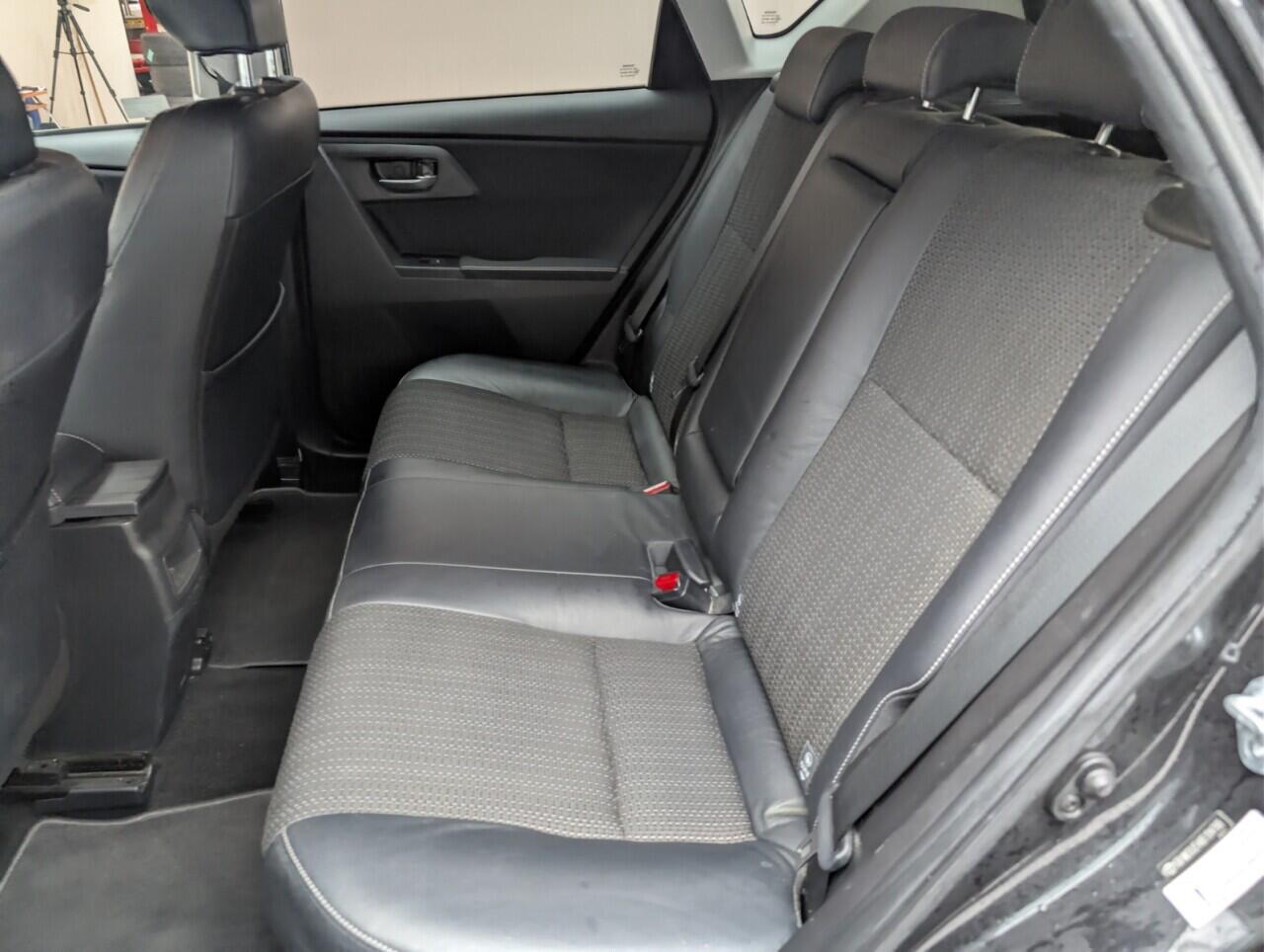 Used Toyota Auris 2015 for sale - 76759745: Photo 26