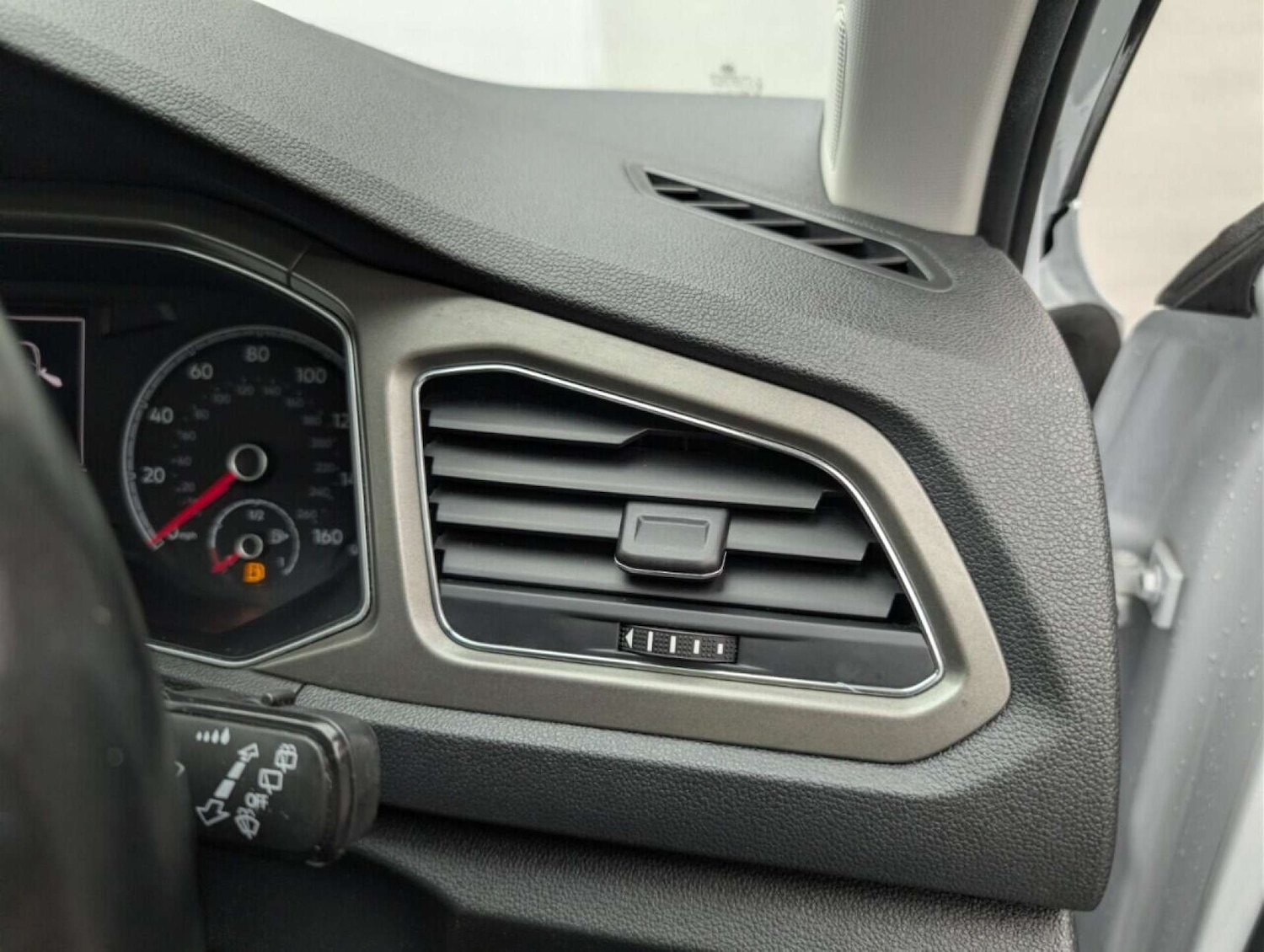 Used Volkswagen T-Roc 2020 for sale - 77836340: Photo 22