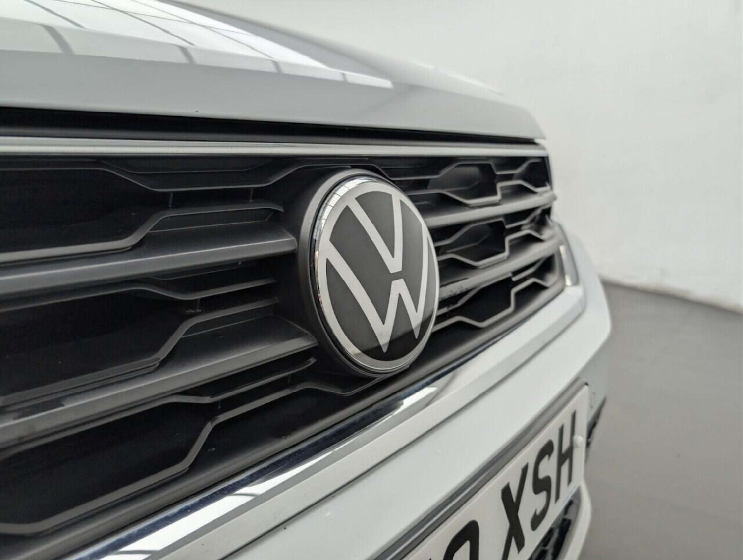 Used Volkswagen T-Roc 2020 for sale - 77836340: Photo 32