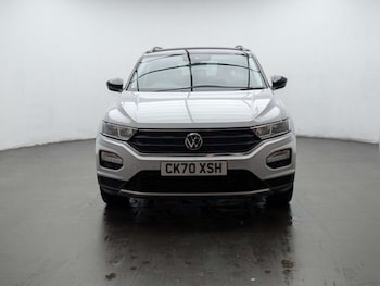 Used Volkswagen T-Roc 2020 for sale - 77836340: Photo