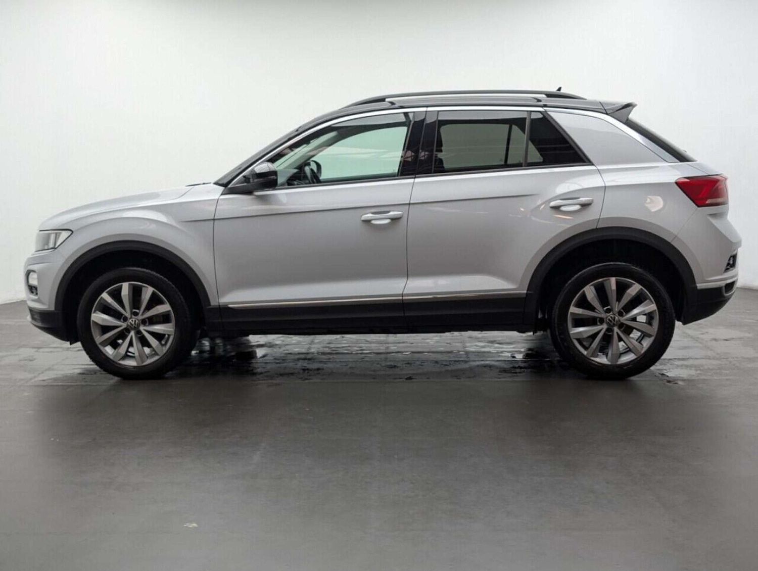 Used Volkswagen T-Roc 2020 for sale - 77836340: Photo 6