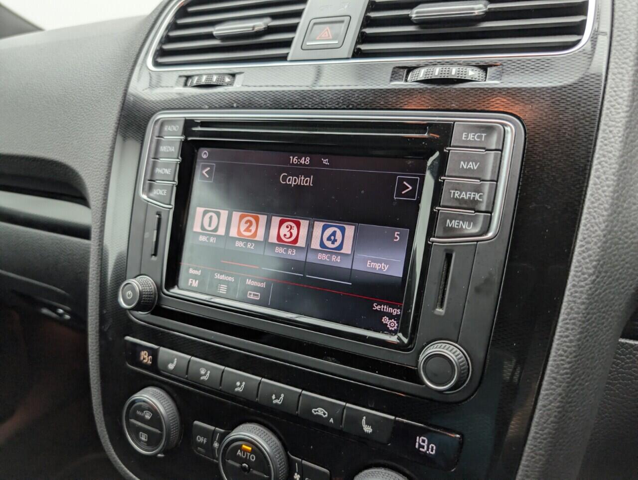 Used Volkswagen Scirocco 2016 for sale - 76423687: Photo 13