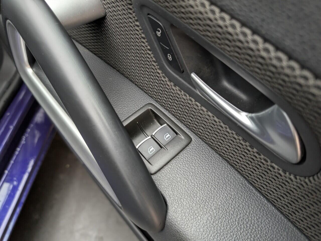 Used Volkswagen Scirocco 2016 for sale - 76423687: Photo 24