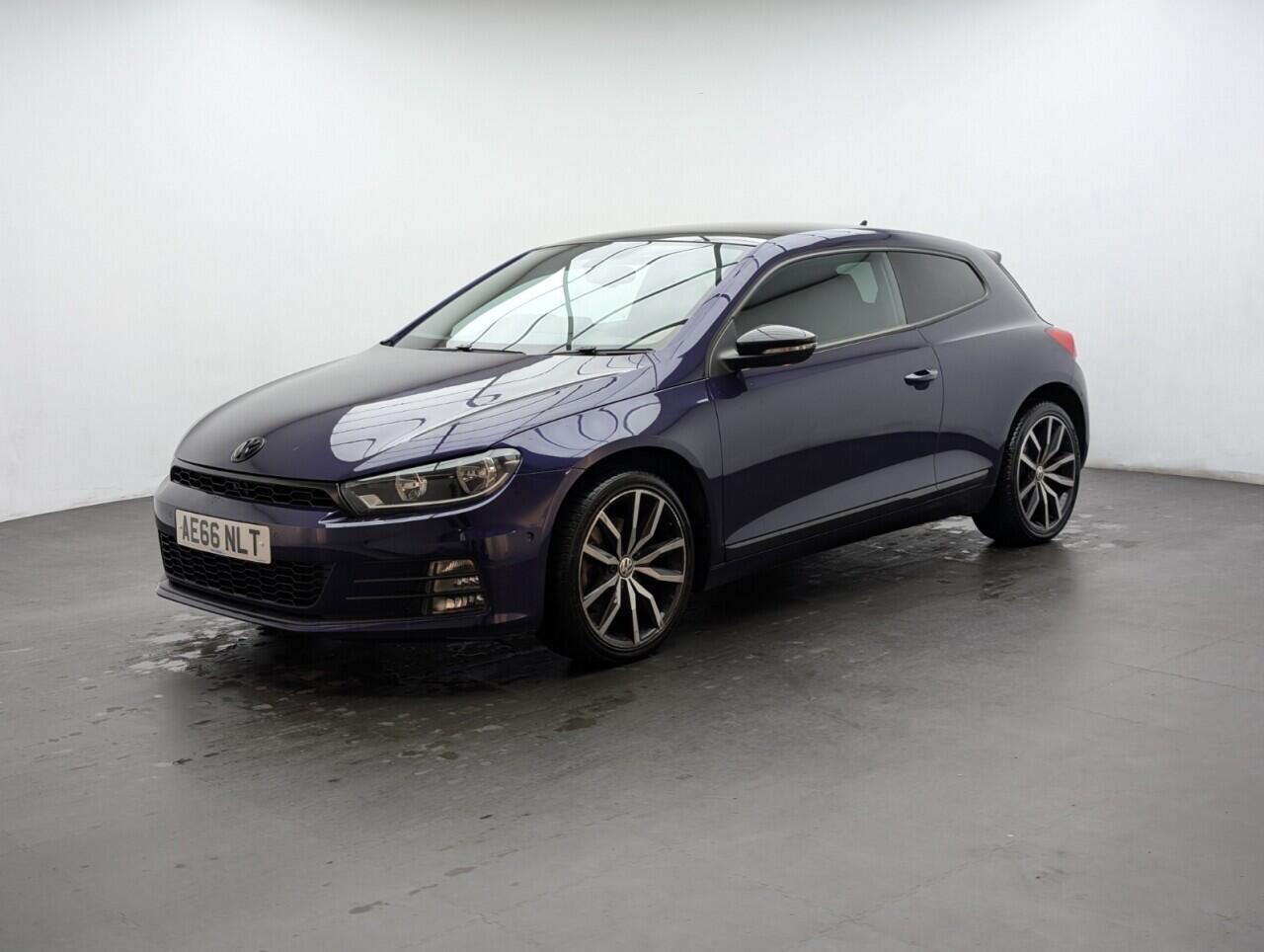 Used Volkswagen Scirocco 2016 for sale - 76423687: Photo 4