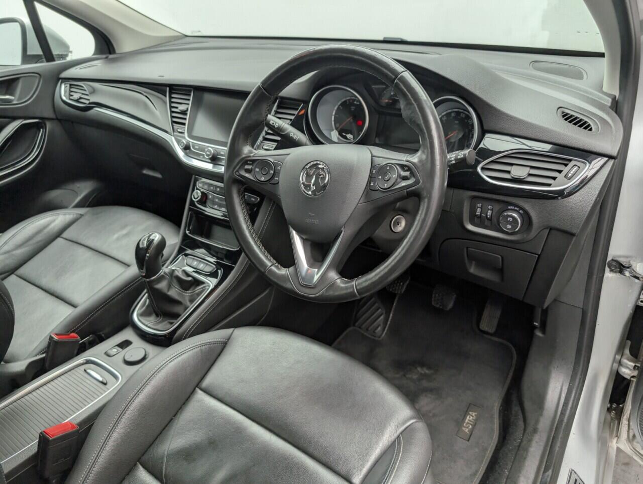 Used Vauxhall Astra 2018 for sale - 76425335: Photo 11