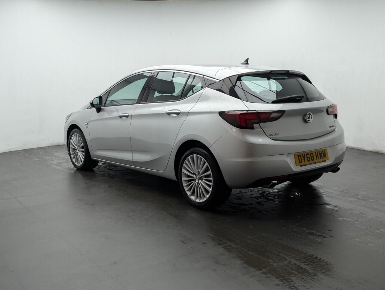 Used Vauxhall Astra 2018 for sale - 76425335: Photo 6
