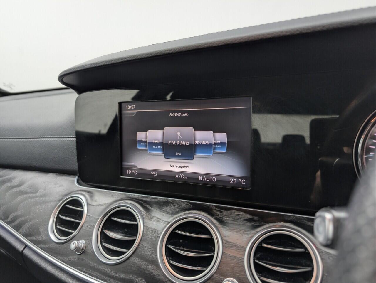 Used Mercedes-Benz E Class 2017 for sale - 77029486: Photo 13