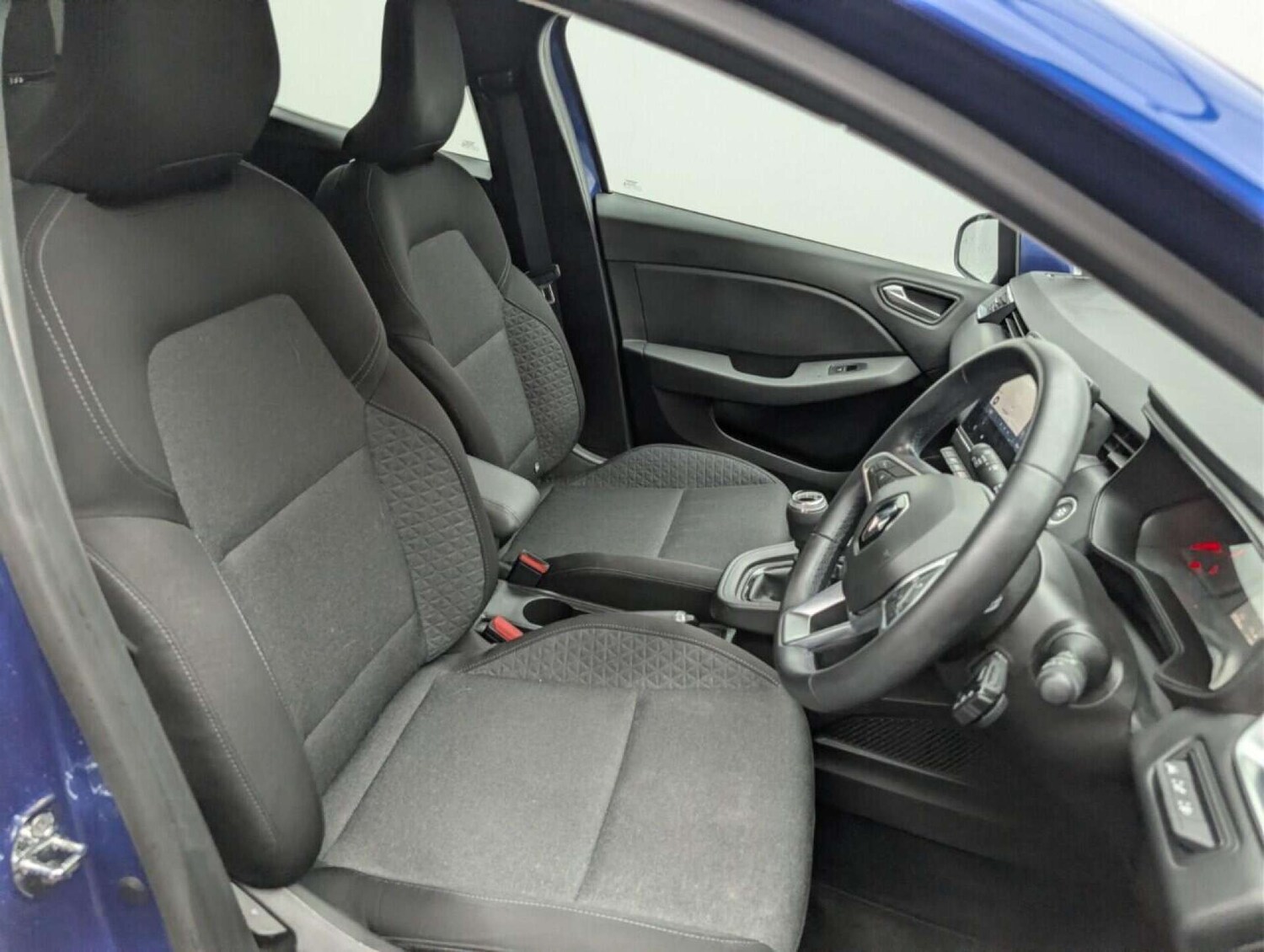 Used Renault Clio 2021 for sale - 77714042: Photo 12