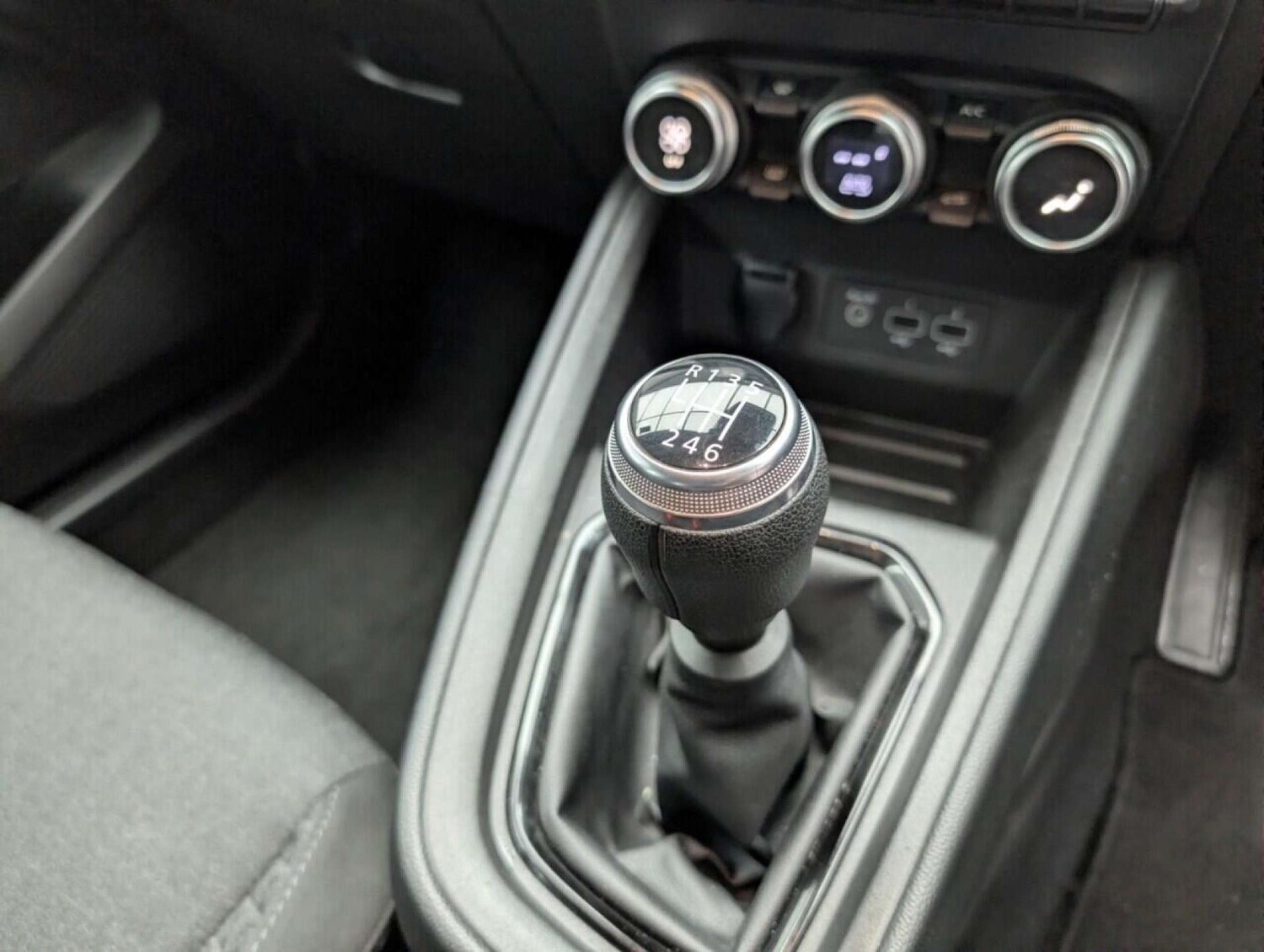 Used Renault Clio 2021 for sale - 77714042: Photo 16