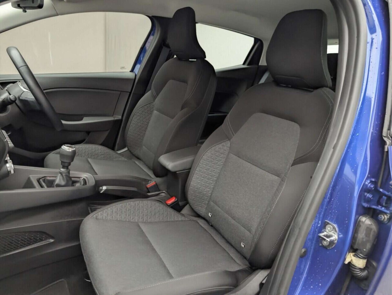 Used Renault Clio 2021 for sale - 77714042: Photo 25