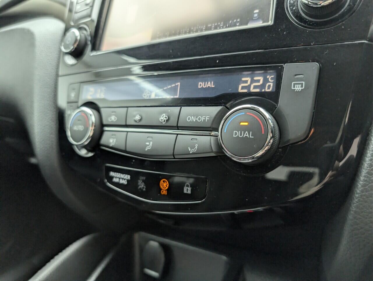 Used Nissan Qashqai 2017 for sale - 76780770: Photo 16