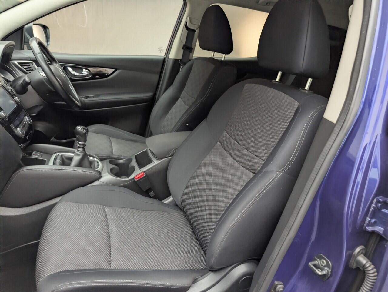 Used Nissan Qashqai 2017 for sale - 76780770: Photo 28