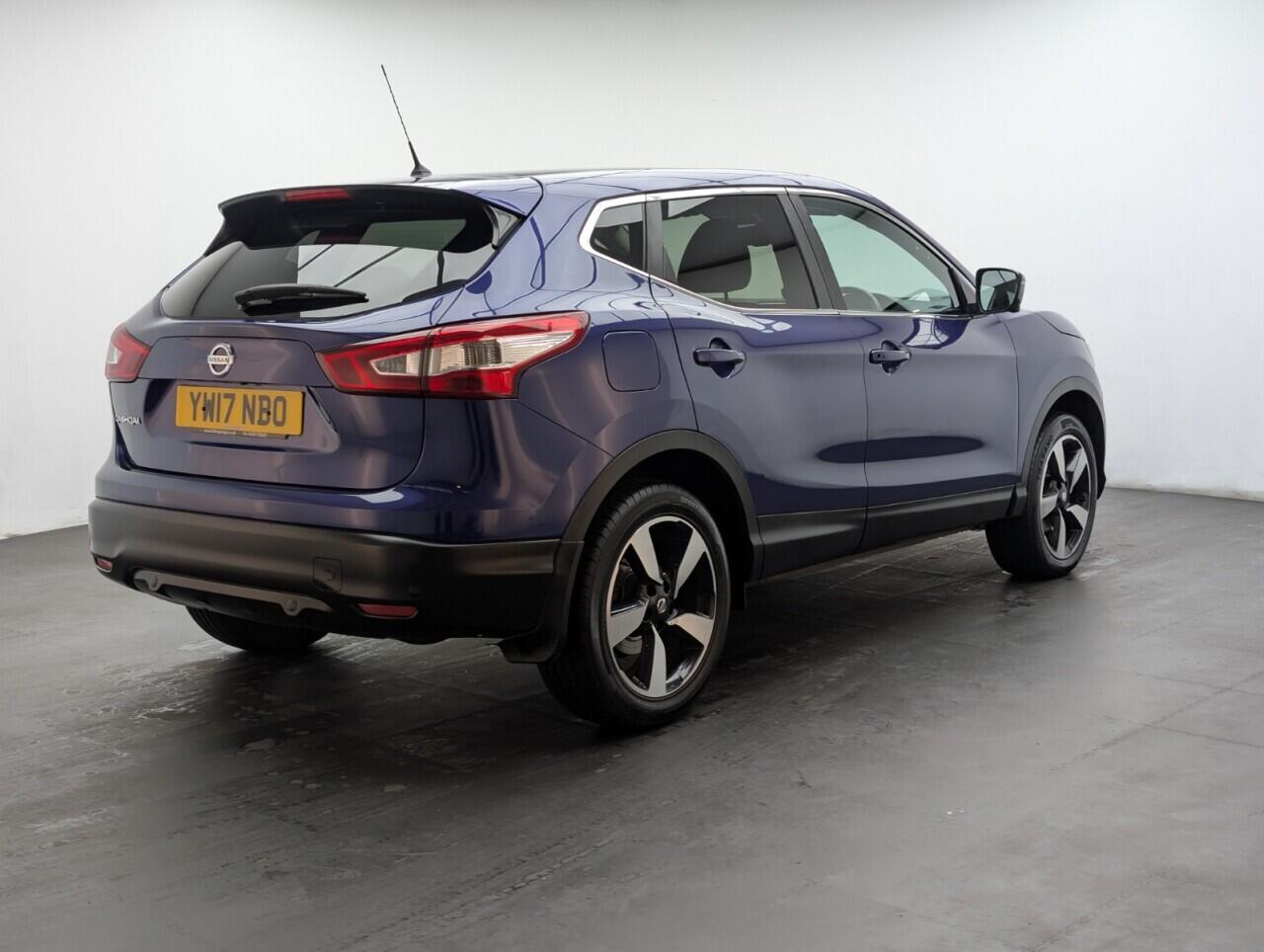 Used Nissan Qashqai 2017 for sale - 76780770: Photo 8