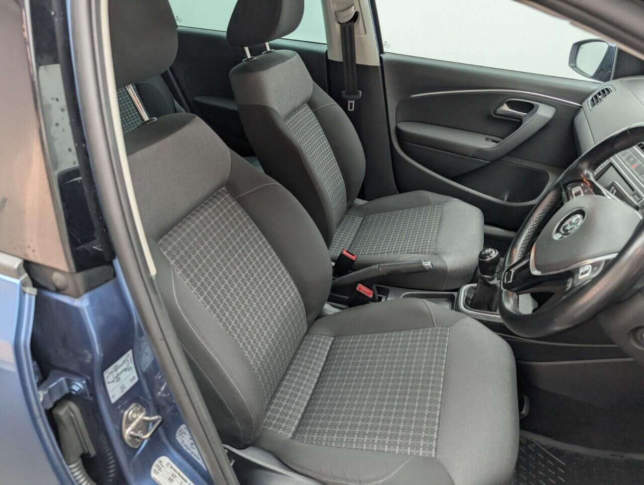 Used Volkswagen Polo 2016 for sale - 76424245: Photo 12