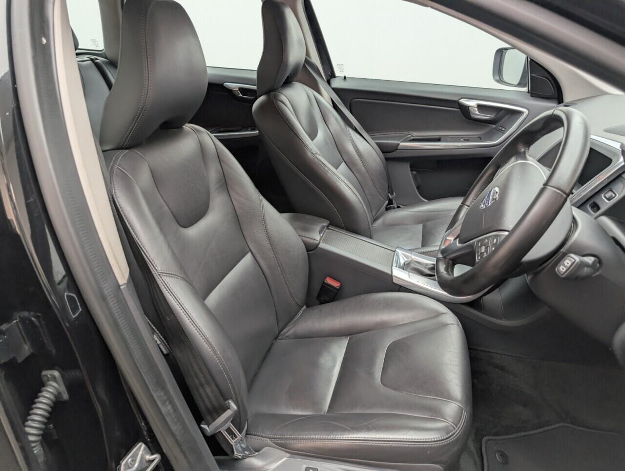 Used Volvo XC60 2016 for sale - 76423129: Photo 11