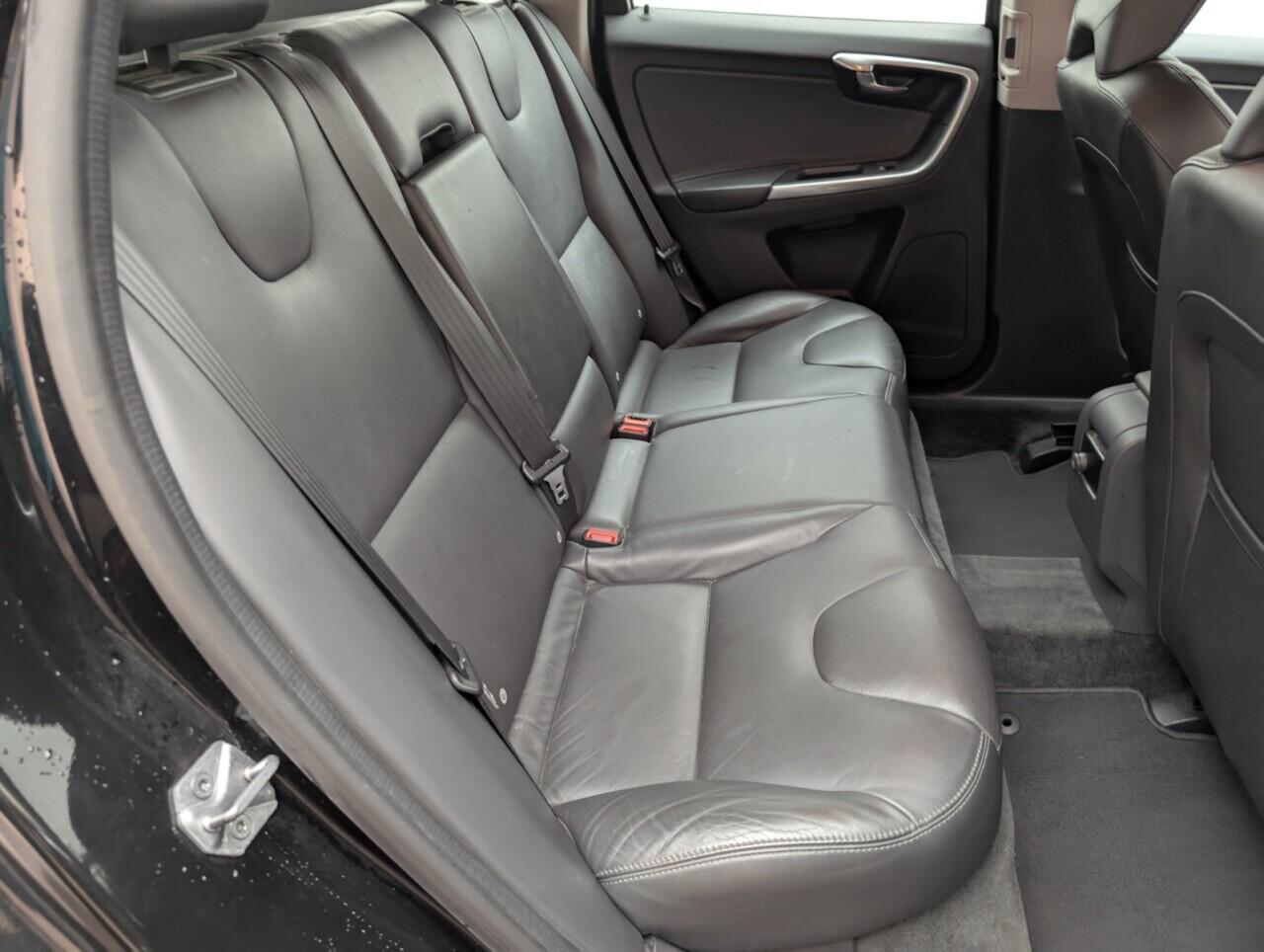 Used Volvo XC60 2016 for sale - 76423129: Photo 25