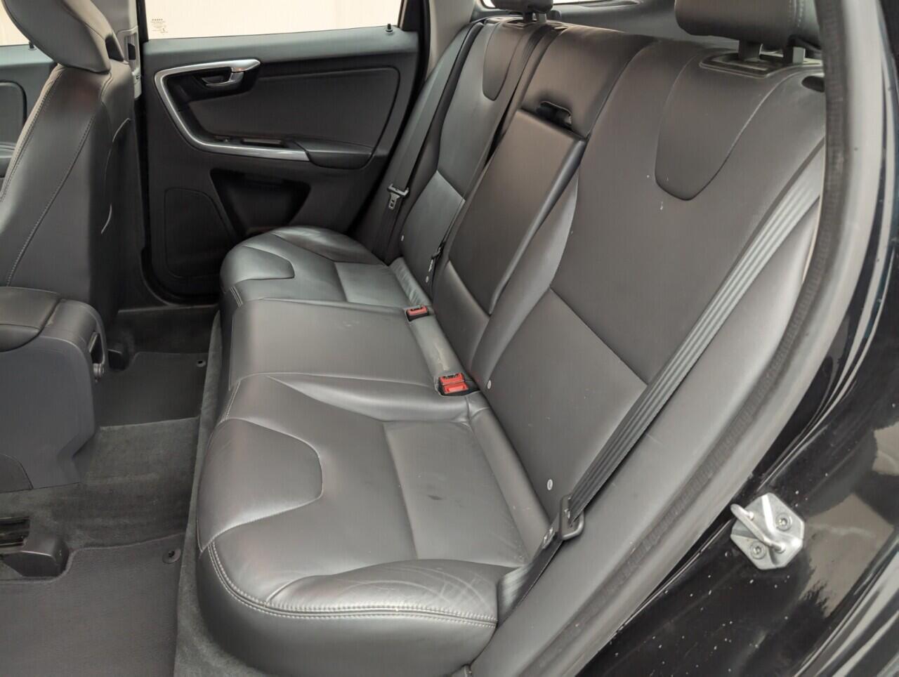 Used Volvo XC60 2016 for sale - 76423129: Photo 27