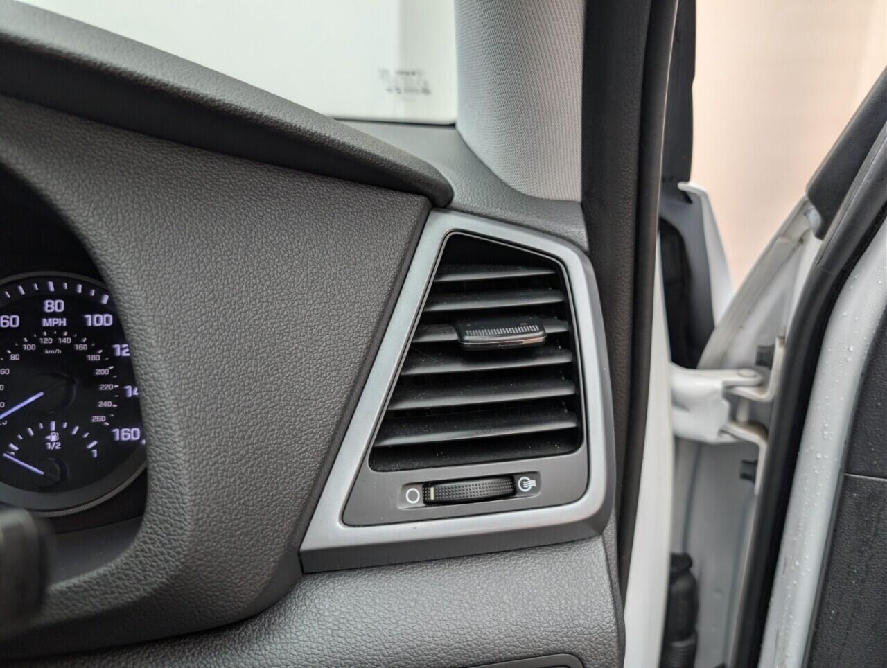 Used Hyundai TUCSON 2016 for sale - 76976543: Photo 19