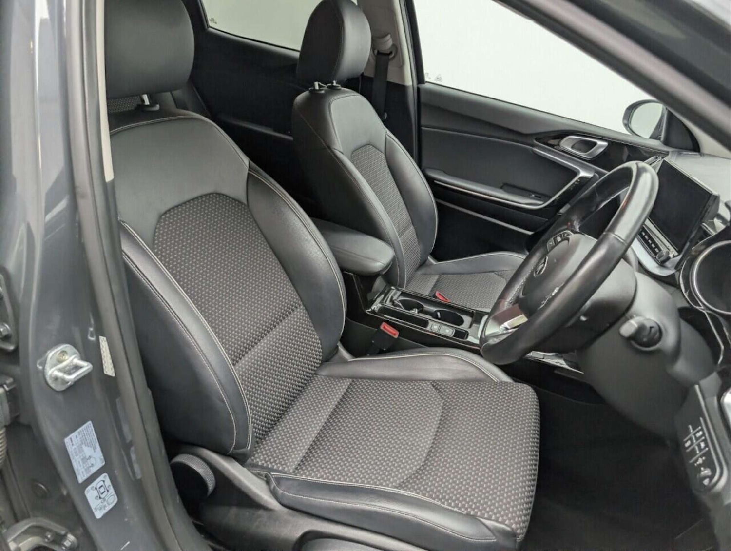 Used Kia XCeed 2020 for sale - 77713151: Photo 12