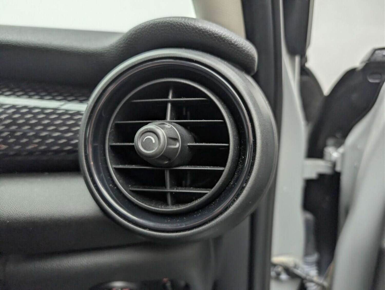 Used MINI Hatch 2017 for sale - 77714761: Photo 19