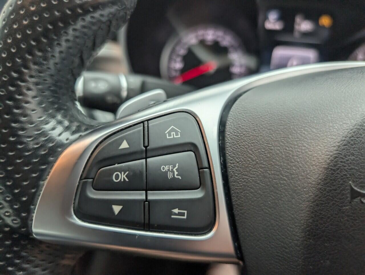 Used Mercedes-Benz C Class 2015 for sale - 76423345: Photo 20