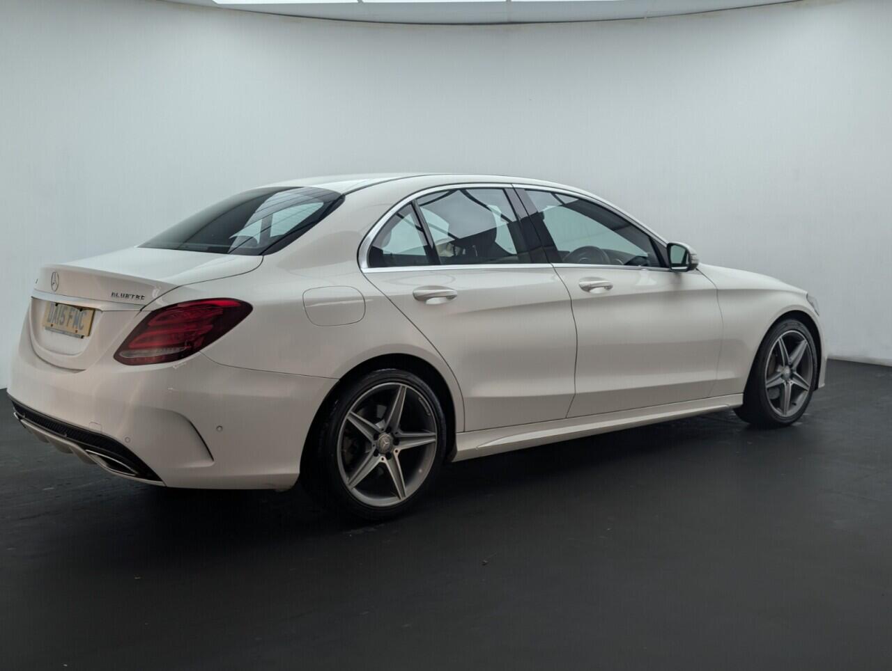 Used Mercedes-Benz C Class 2015 for sale - 76423345: Photo 8