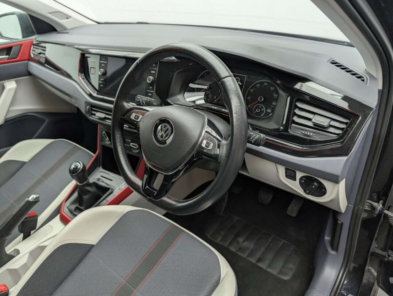 Used Volkswagen Polo 2021 for sale - 77714205: Photo 10