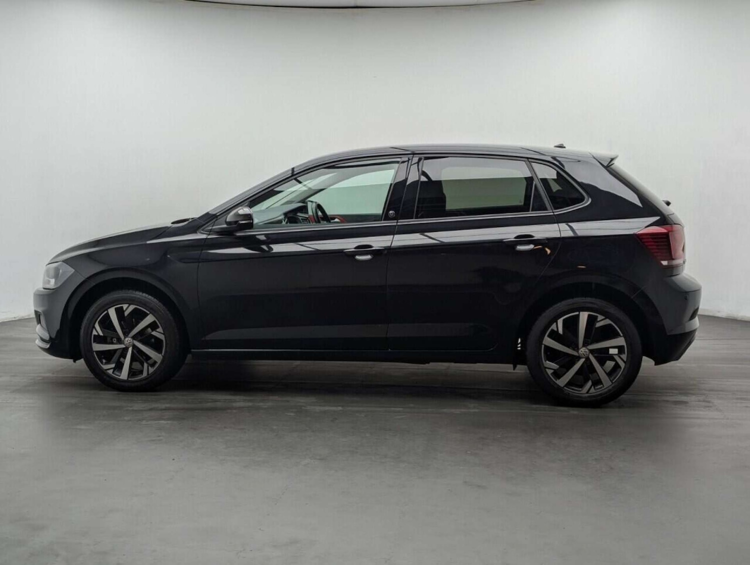 Used Volkswagen Polo 2021 for sale - 77714205: Photo 5