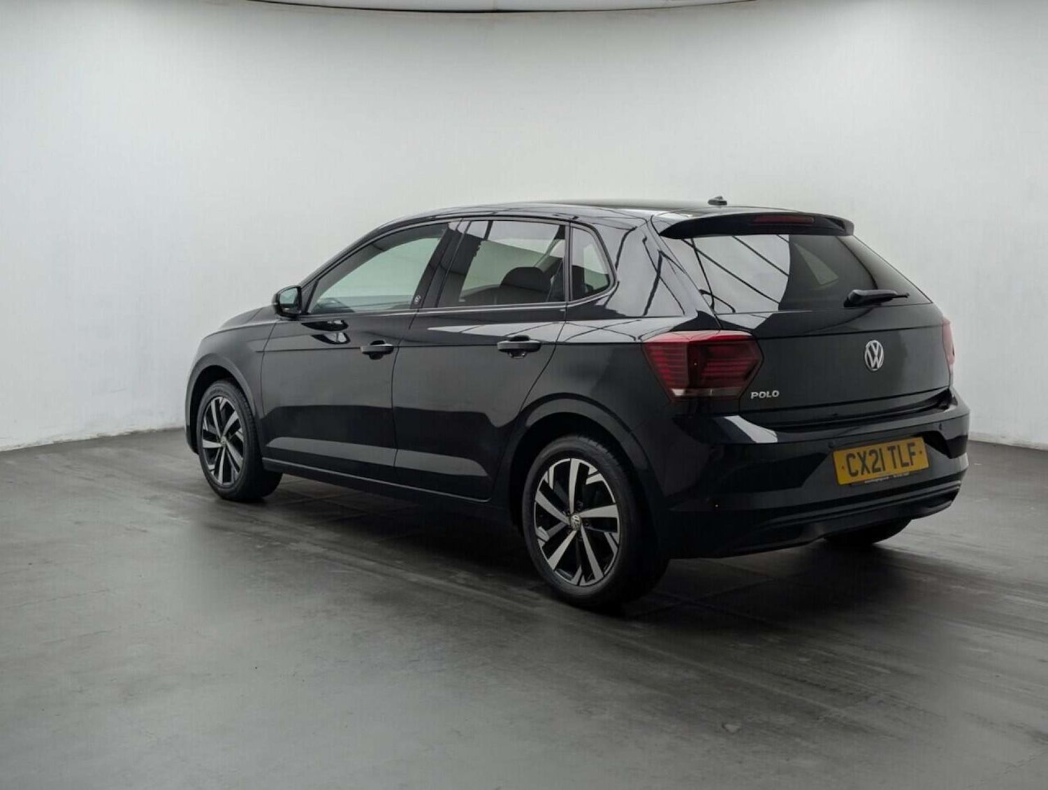 Used Volkswagen Polo 2021 for sale - 77714205: Photo 6