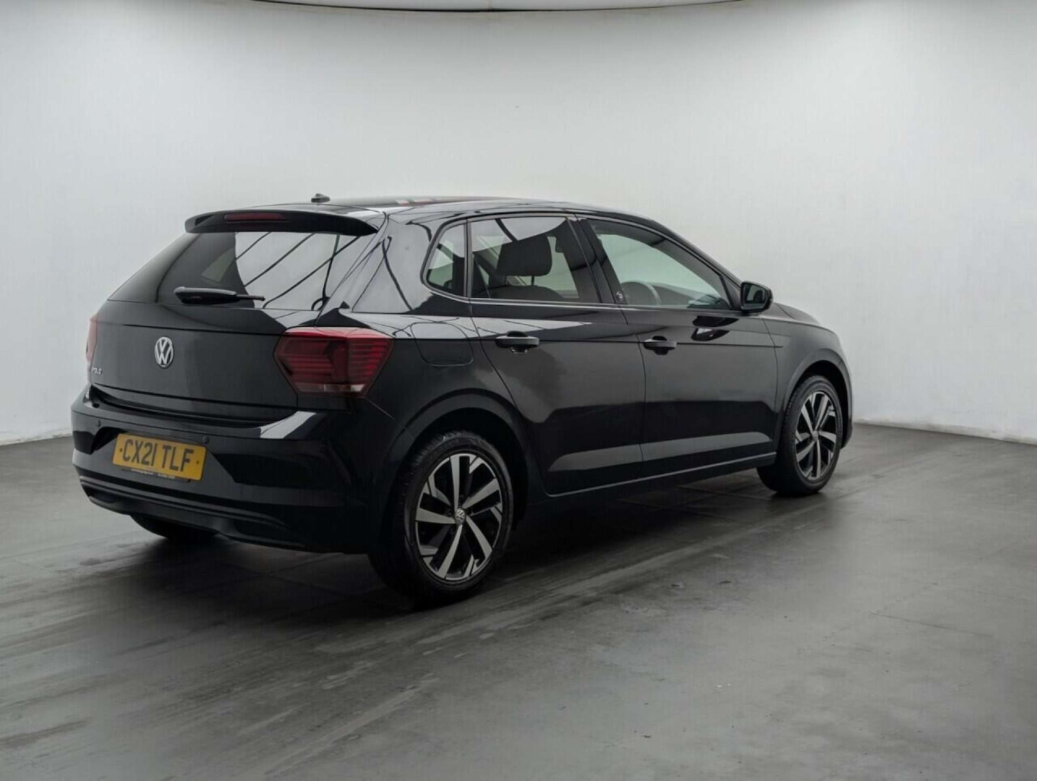 Used Volkswagen Polo 2021 for sale - 77714205: Photo 8