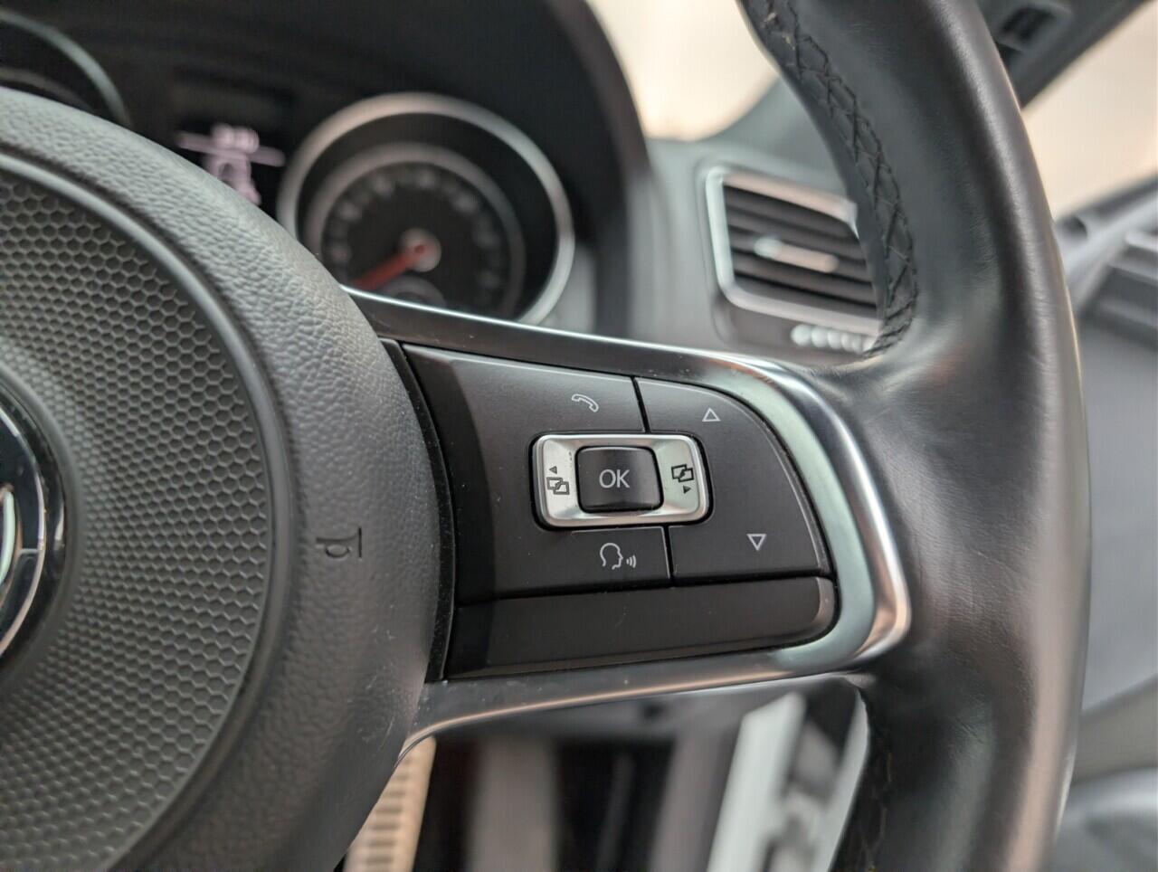 Used Volkswagen Scirocco 2017 for sale - 77109459: Photo 32