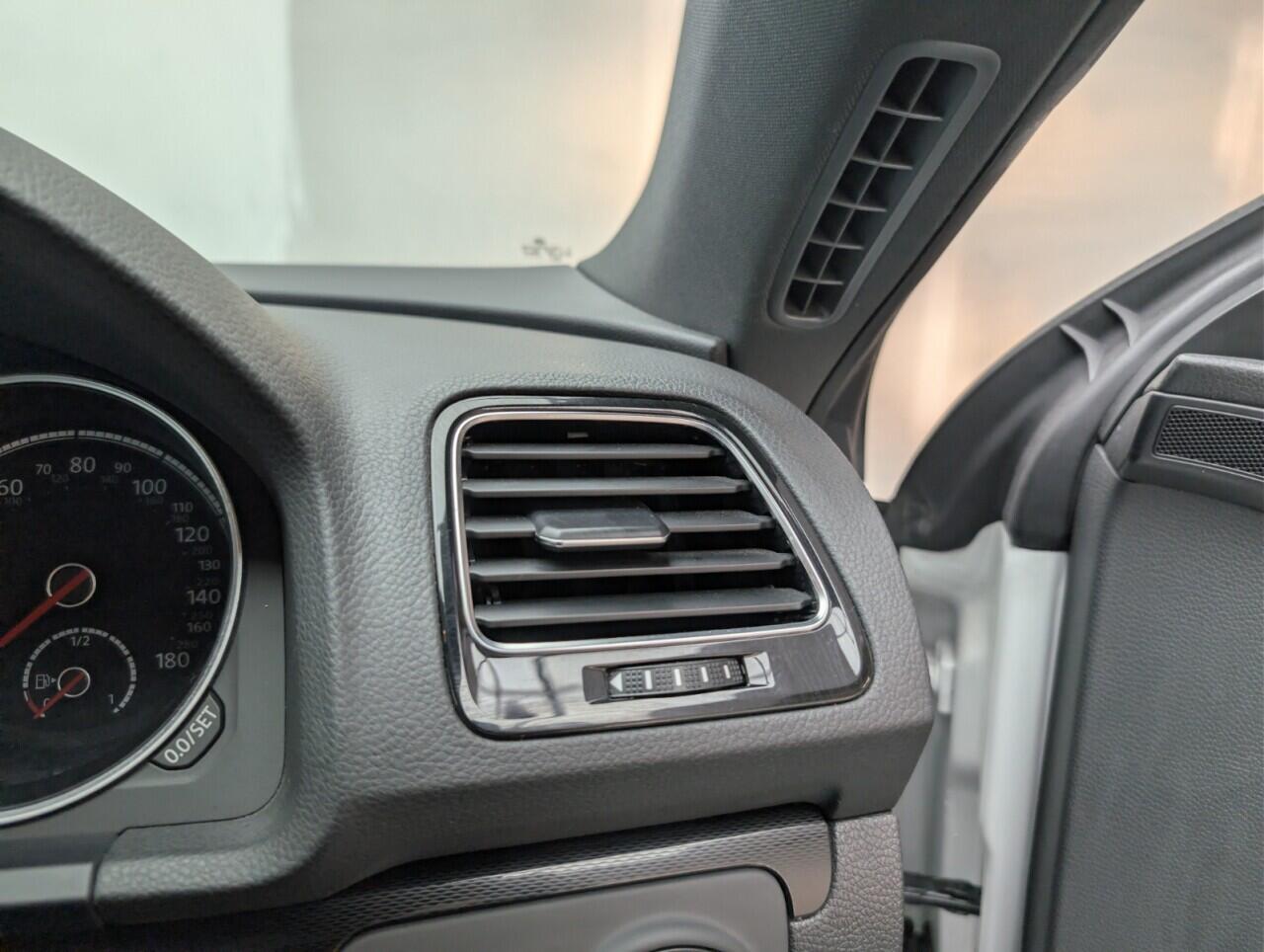 Used Volkswagen Scirocco 2017 for sale - 77109459: Photo 33