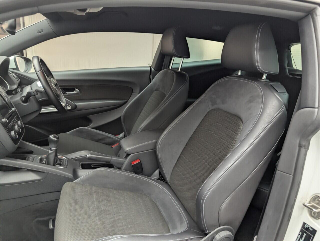 Used Volkswagen Scirocco 2017 for sale - 77109459: Photo 39