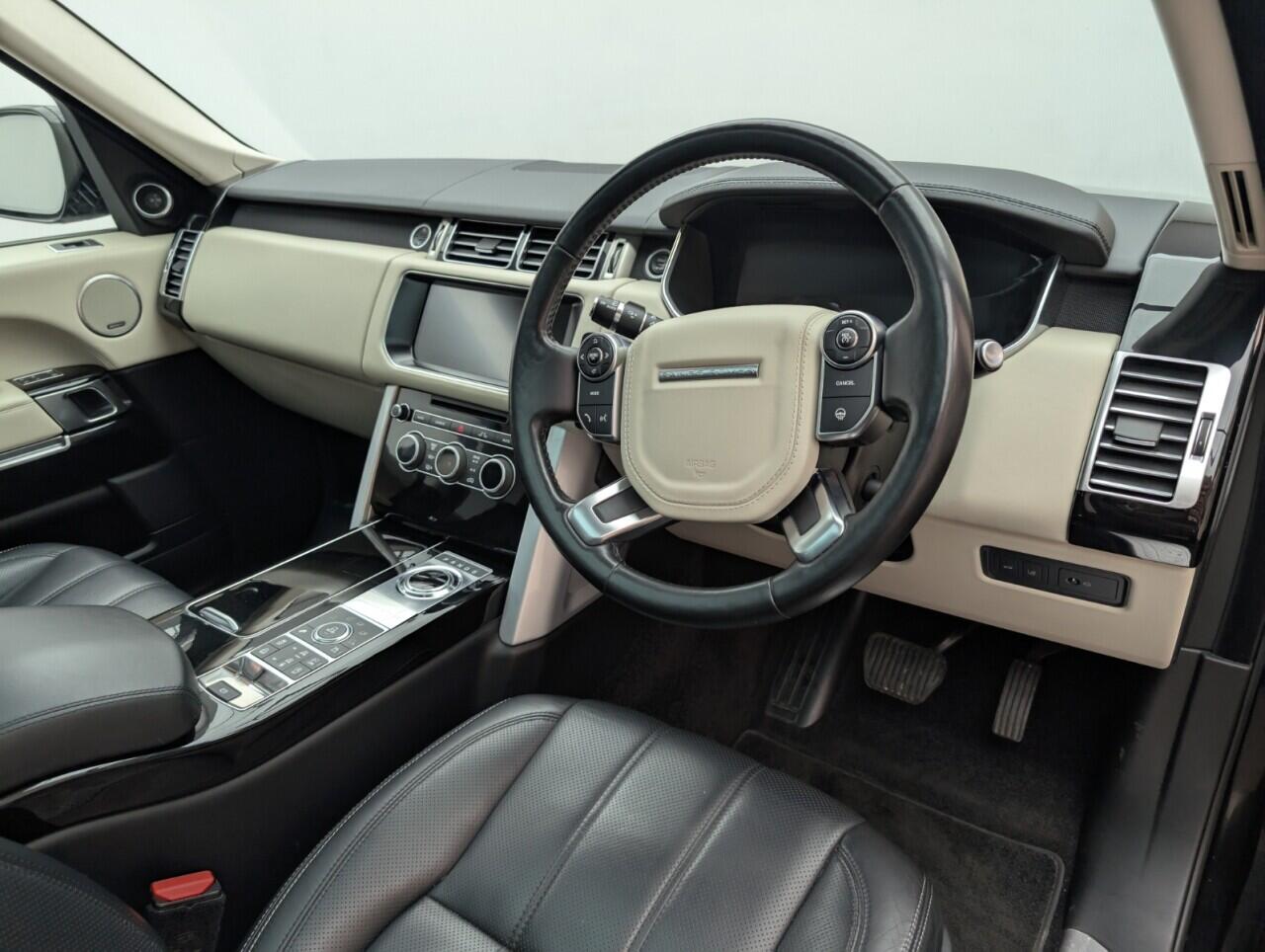 Used Land Rover Range Rover 2017 for sale - 76424182: Photo 11