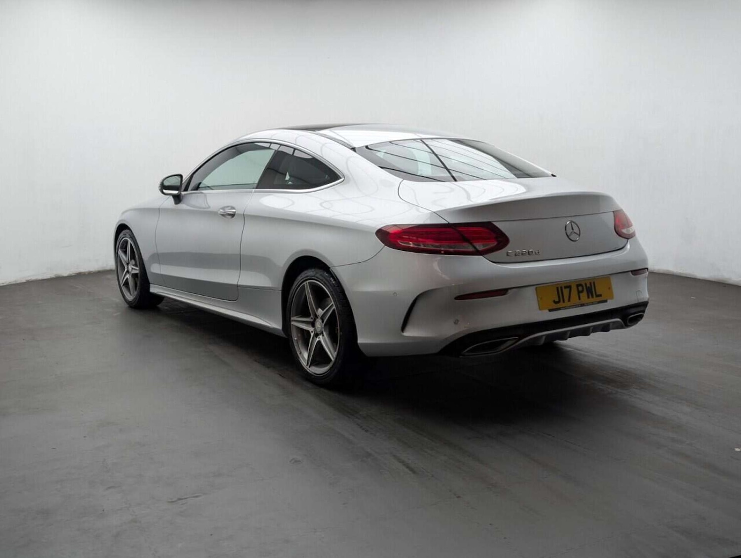 Used Mercedes-Benz C Class 2016 for sale - 77713409: Photo 6