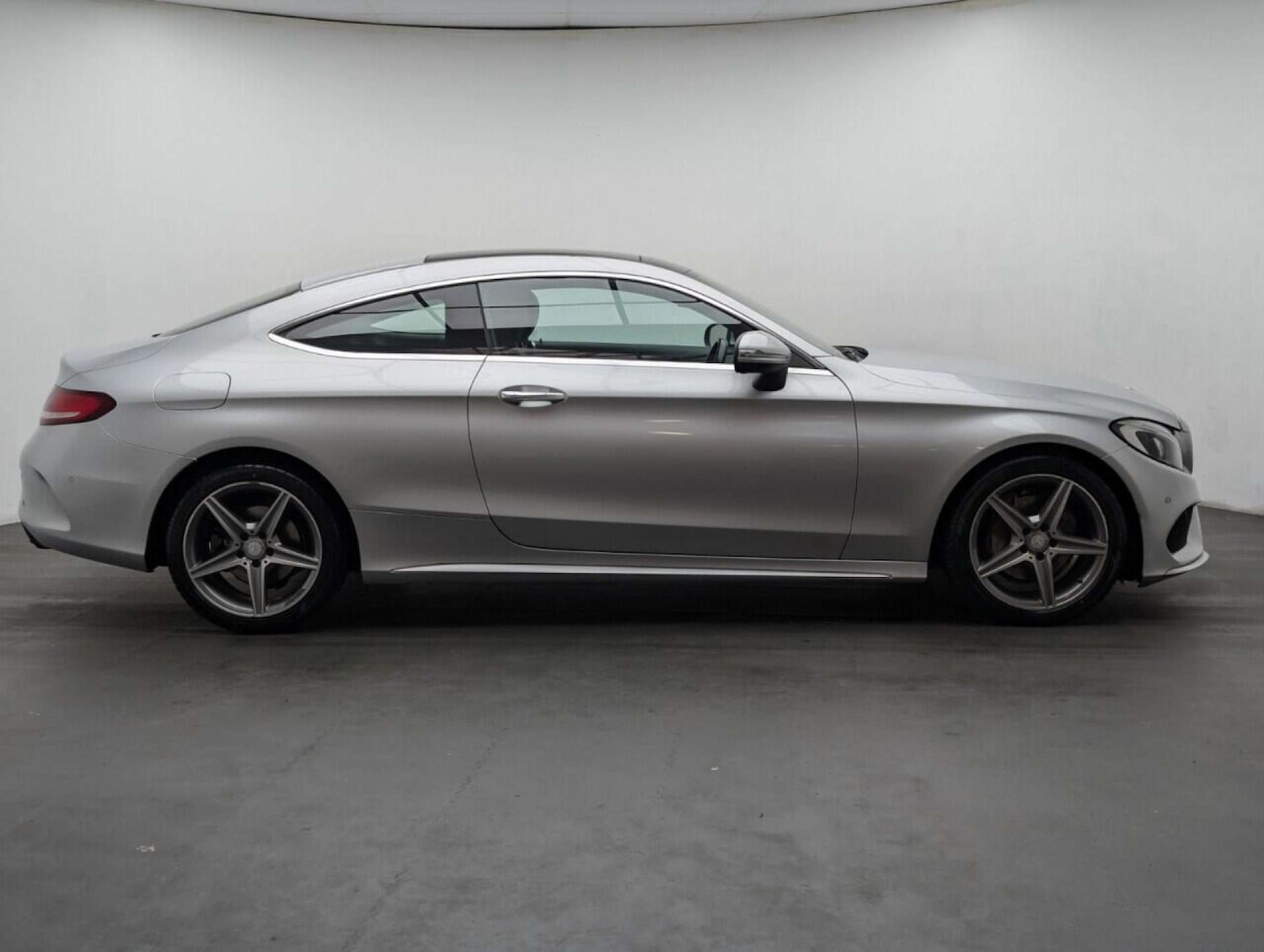 Used Mercedes-Benz C Class 2016 for sale - 77713409: Photo 9