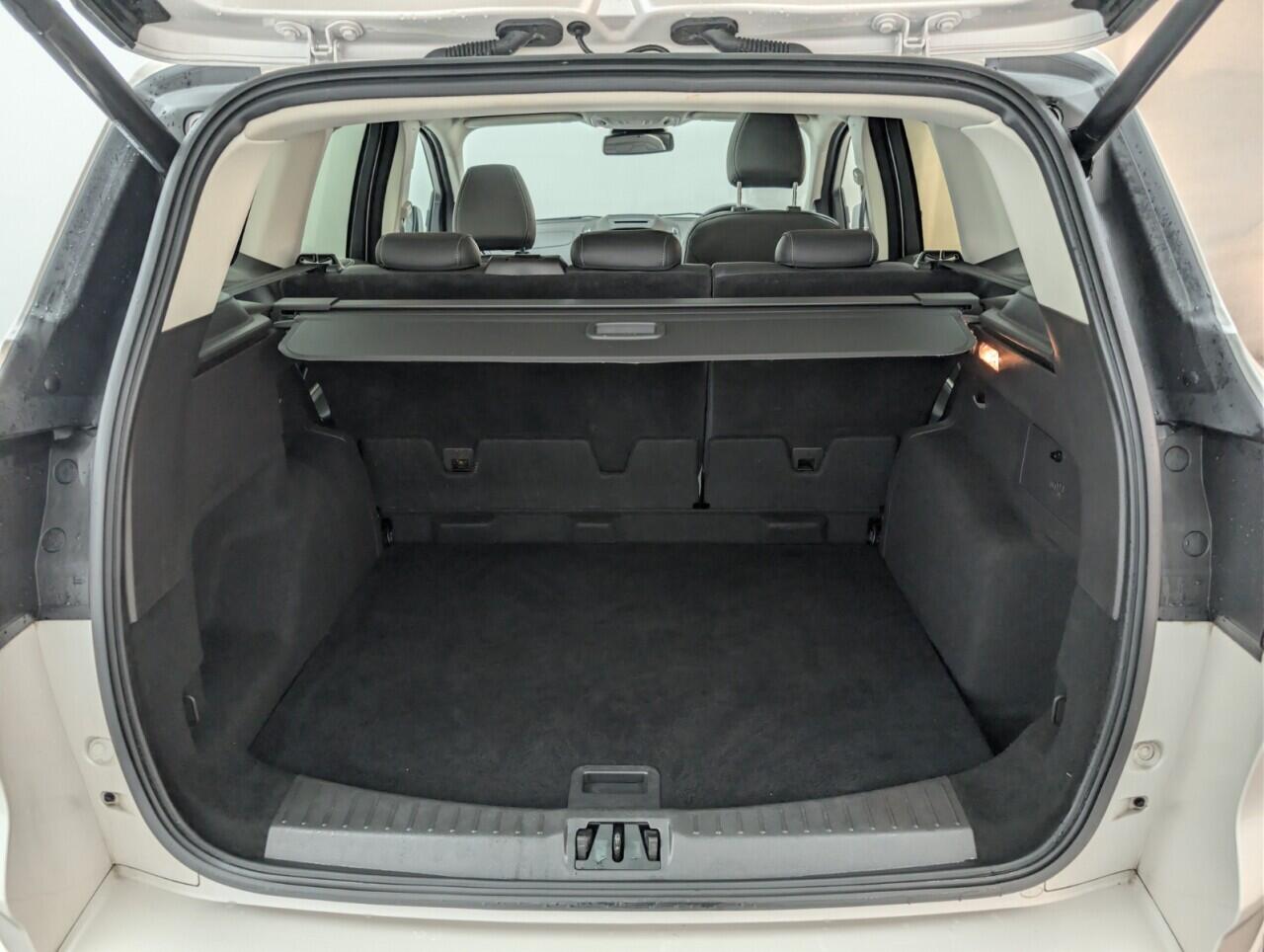 Used Ford Kuga 2019 for sale - 76886427: Photo 28