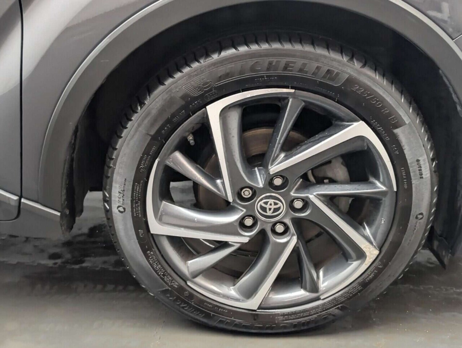 Used Toyota C-HR 2020 for sale - 77713669: Photo 10