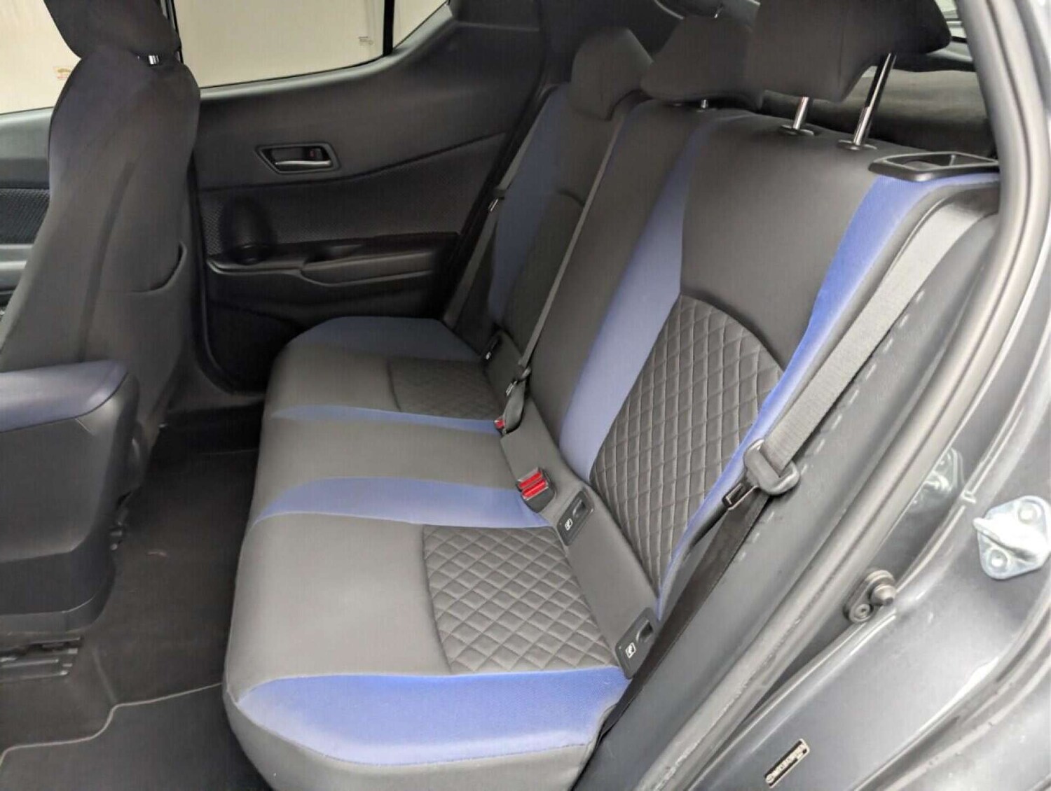 Used Toyota C-HR 2020 for sale - 77713669: Photo 27