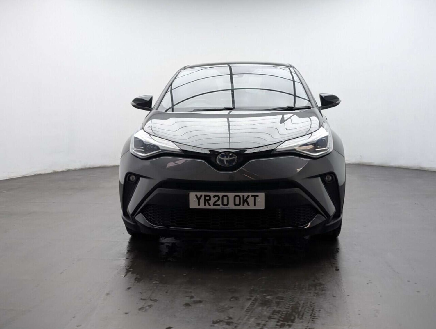 Used Toyota C-HR 2020 for sale - 77713669: Photo 3