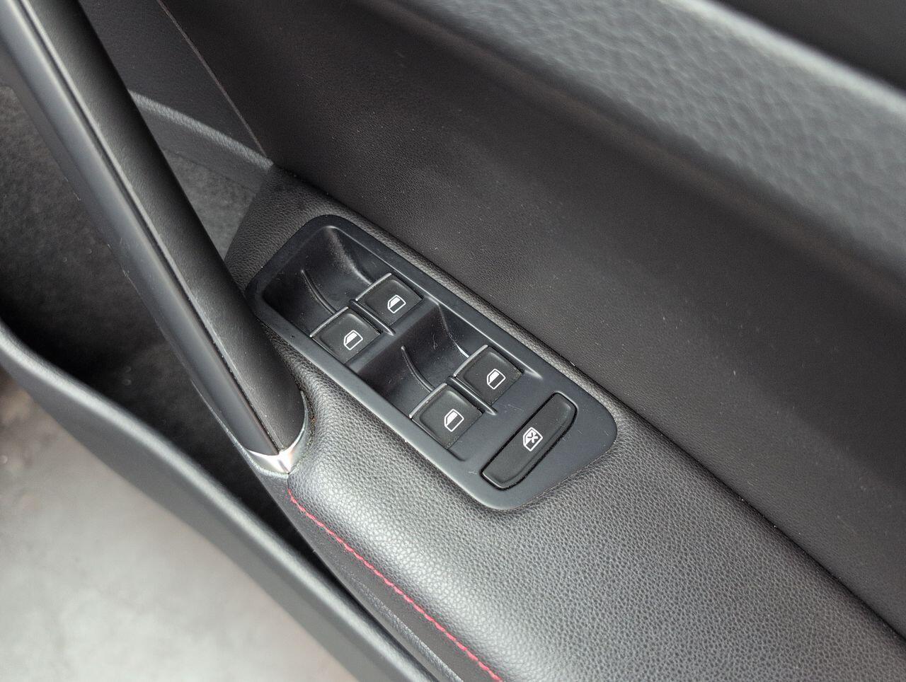 Used Volkswagen Golf 2015 for sale - 77131636: Photo 14