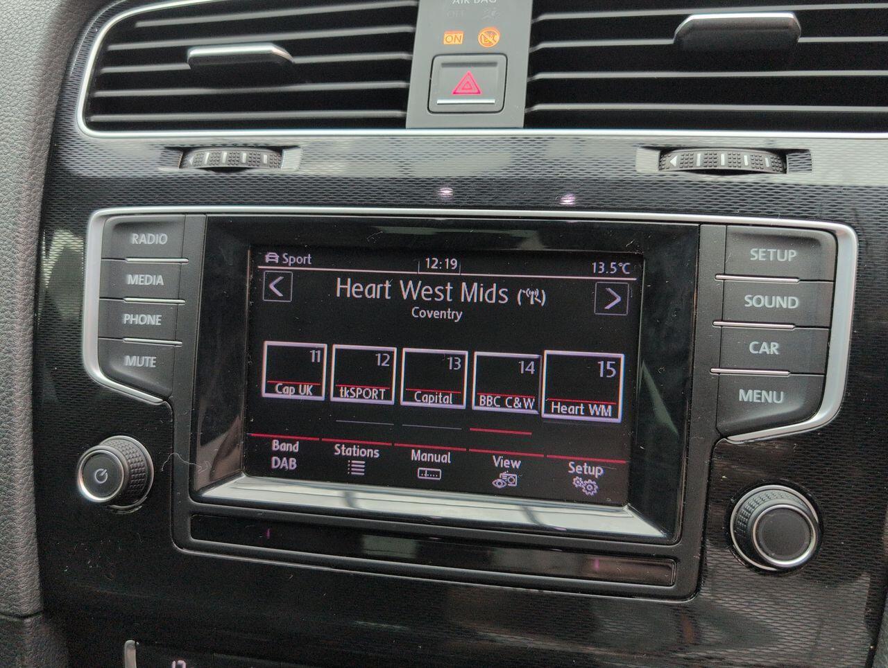 Used Volkswagen Golf 2015 for sale - 77131636: Photo 25