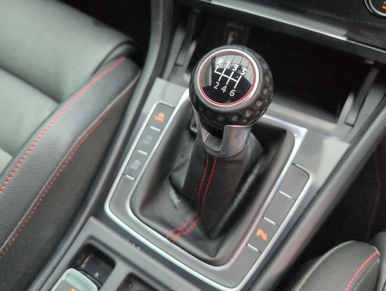 Used Volkswagen Golf 2015 for sale - 77131636: Photo 29